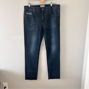 👖 Men’s Diesel Dark Wash Bootcut Jeans Brand New Size 35